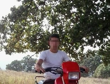 Αφέθηκε ελεύθερος ο 19χρονος οδηγός που παρέσυρε δύο γυναίκες στην Αμφιλοχία (φωτό)